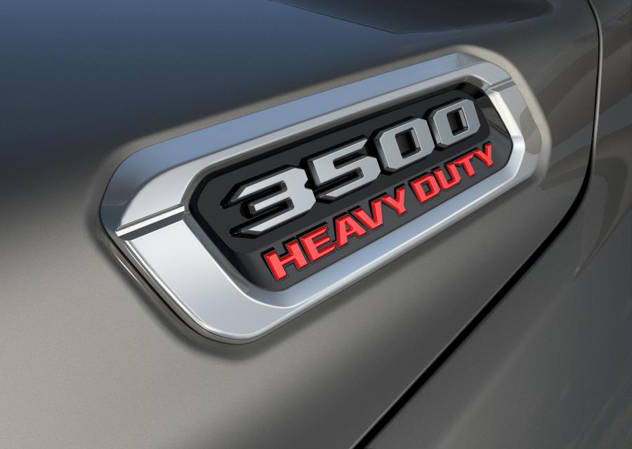 Логотип Ram 3500 Limited Crew Cab Dually (D2) (D2) 2019 года  (фото 30 из 45)